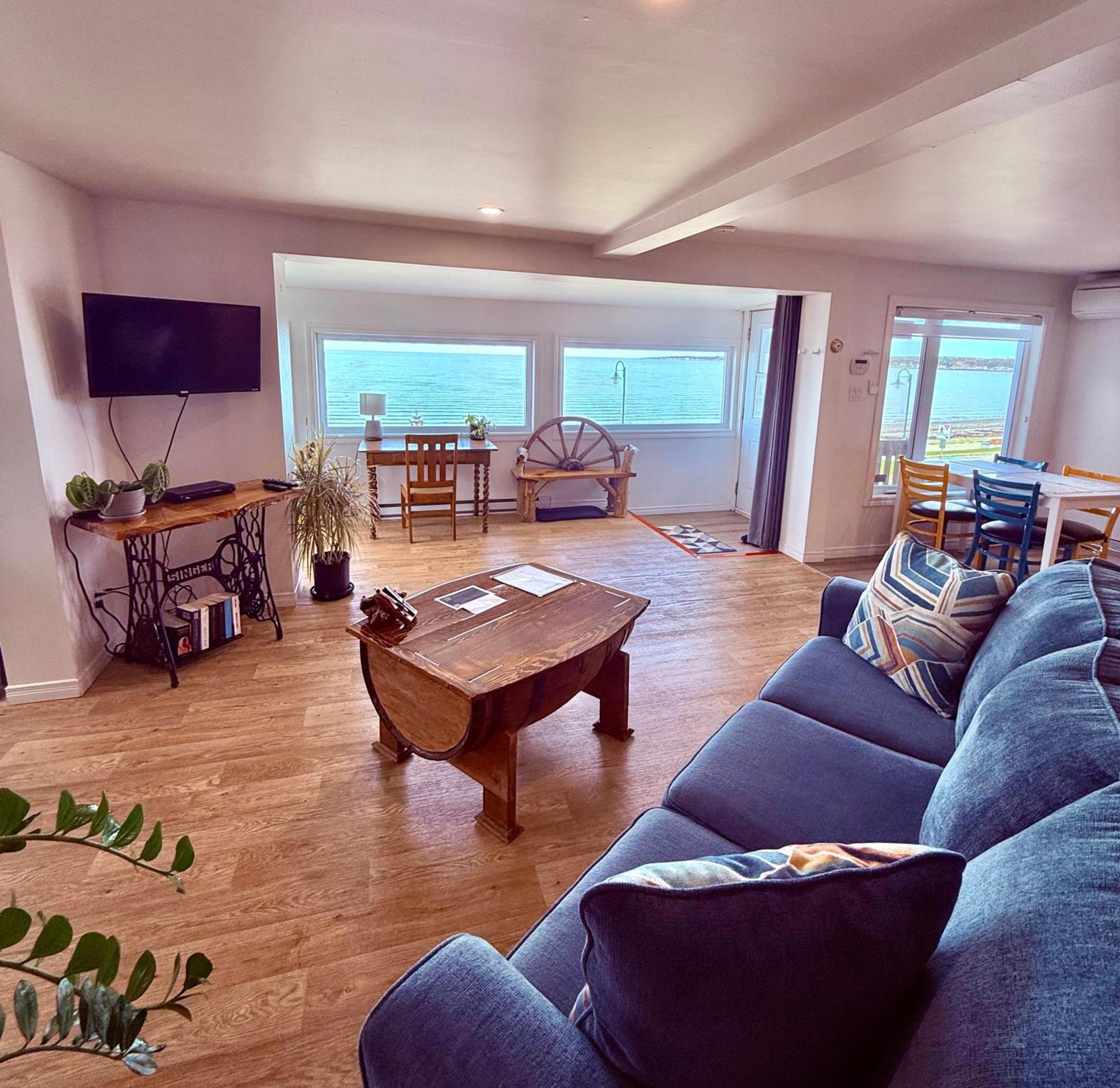 L'Appat Buvette Et Couchette De Sainte-Luce - Appartements De Vacances Modernes, Calmes Et Ressourcant Sur Le Fleuve Exterior foto